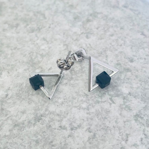 Triangle earrings 925 silver new, black and silver