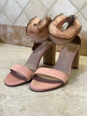 S.Piero shoes pink with fur and metallic heels new