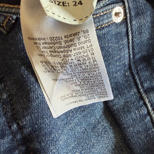 Calvin Klein Skinny Bootcut Jeans new, size 24
