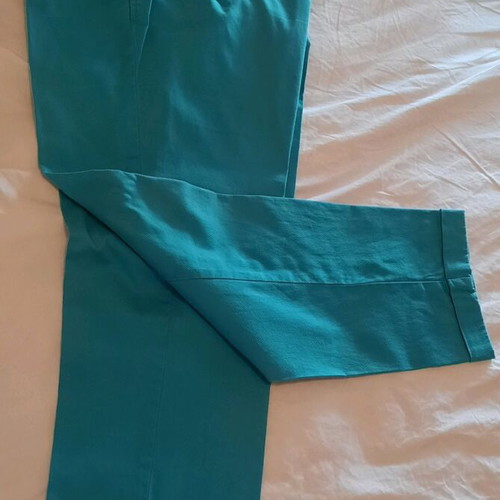 Benetton women's pants like new, 100% cotton, size 42, turquoise