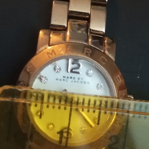 Marc Jacobs Mini Amy ladies watch used, white dial stainless steel rose gold bronze tone MBM 3227