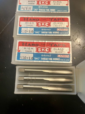 Hand taps SKC 10mm set made in Japan, new