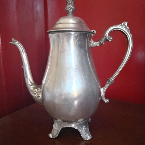 Vintage teapot like new, 28 cm height for decoration