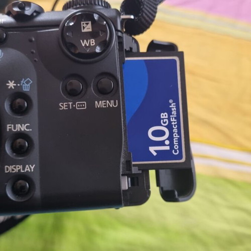 Canon PowerShot G5 5MP σετ ψηφιακής φωτογραφικής μηχανής με θήκη