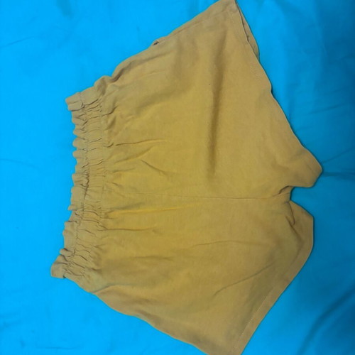 Girls' shorts like new, yellow, age 9