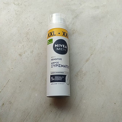 NIVEA Men Sensitive Shaving Foam 0% Alcohol 250ml new