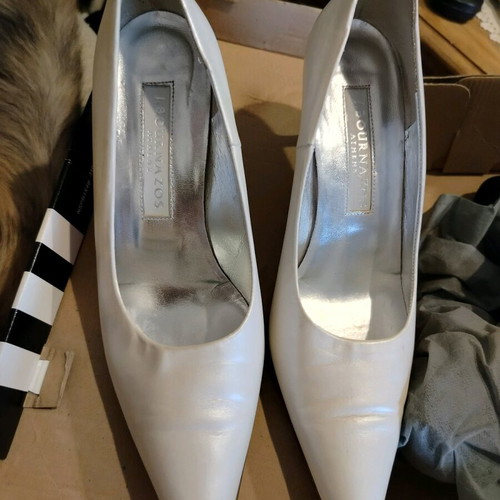 Bournazos bridal pumps used, beige color, size 39