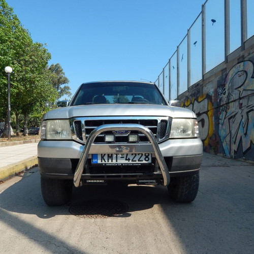 Ford Ranger 4x4 2.5d used, 2003 model with many extras