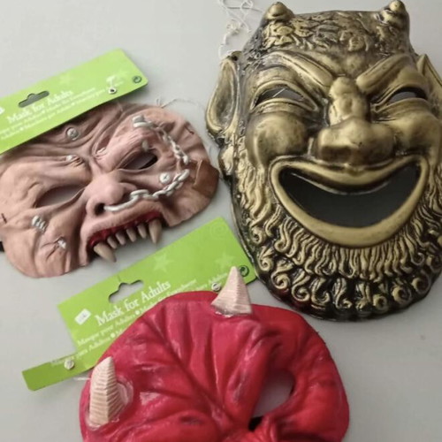 Carnival items new, pack of 500 pieces