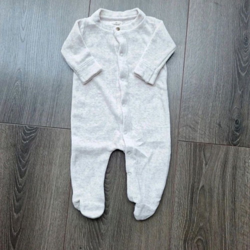 Zeeman baby sleepsuit size 50 newborn