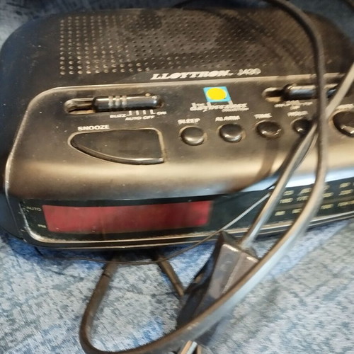 Radio used with power or batteries