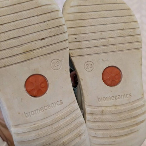 Children's shoes used, sizes 23-25, box set