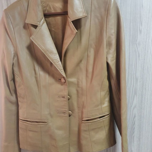 Leather jacket used, camel color, size M