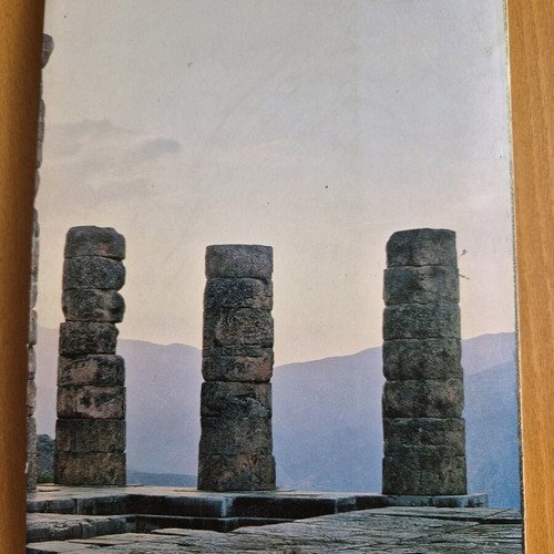 Delphi used archaeology and travel book