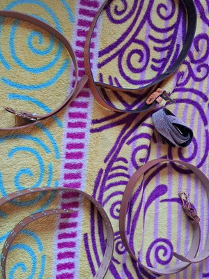 Women's belts used, pack all together