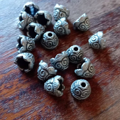 Metal bead caps 10mm set of 17 new