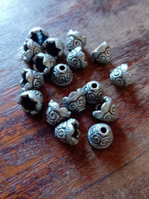 Metal bead caps 10mm set of 17 new