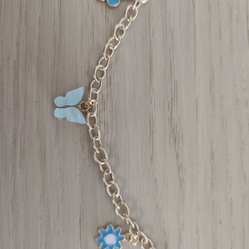 Bracelet new with turquoise and gold blue shades