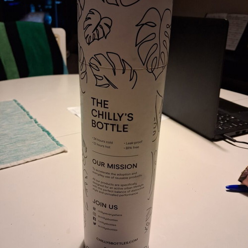 Chilly's Cylindrical Box used, paper