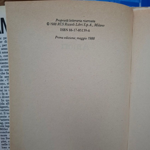 Amori by Enzo Biagi hardcover book like new, Italian