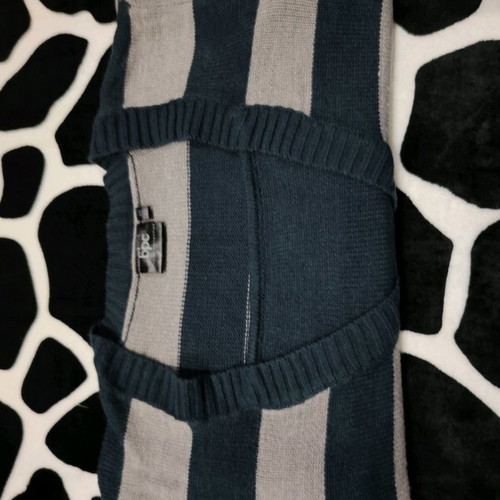 Knitted sweater with stripes like new, size 40-42