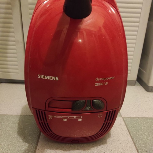 Siemens vacuum cleaner like new, 2000 watt powerful suction