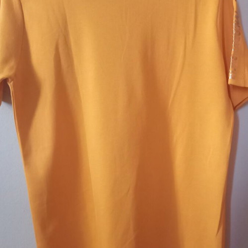 Yellow men's short-sleeve t-shirt with gold lettering, new