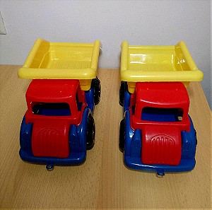 Mini Πλαστικά Οχήματα (Νταλίκες) Δύο Τεμάχια
