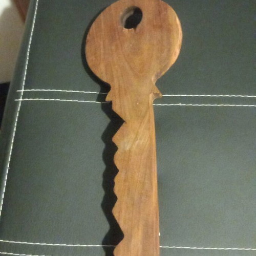 Wooden key hanger new, cherry wood