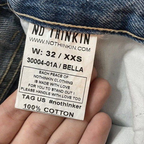 No Thinkin Blue Jeans high-waisted like new with knee rips