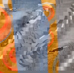  Τζιν εφηβικά