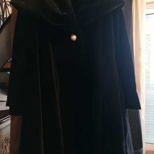 Black velvet coat EDWIGE FENECH like new, 100% cotton, size 42