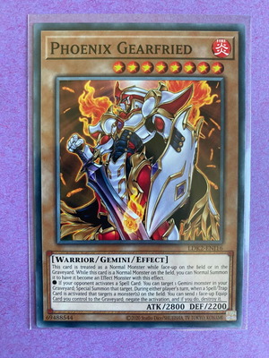 Yu-Gi-Oh Phoenix Gearfried LDK2-ENJ16 near mint