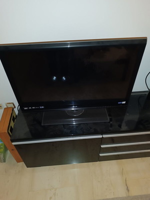 Τηλεόραση LG 32 ιντσών σαν καινούργιο