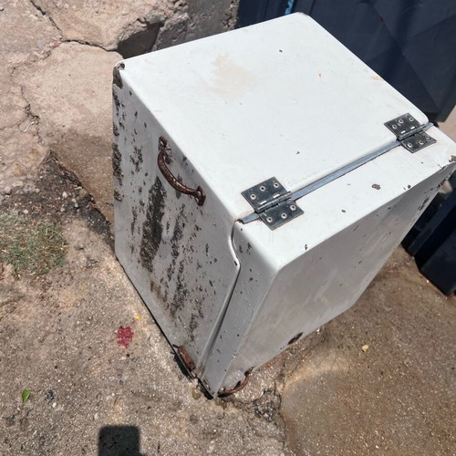 Delivery box used in good condition