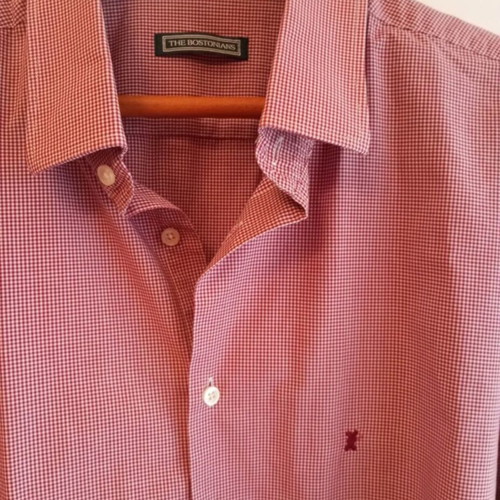The Bostonians shirt XXL like new, red
