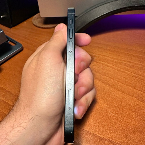 iPhone 13 Mini 128GB σαν καινούργιο, μαύρο με 100% υγεία μπαταρίας