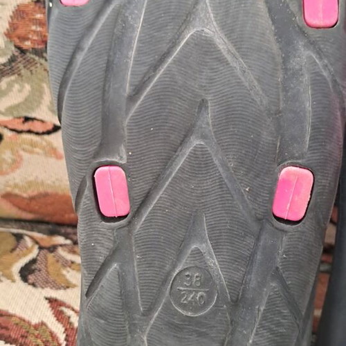 Lotto sandals like new, size 36 multicolor
