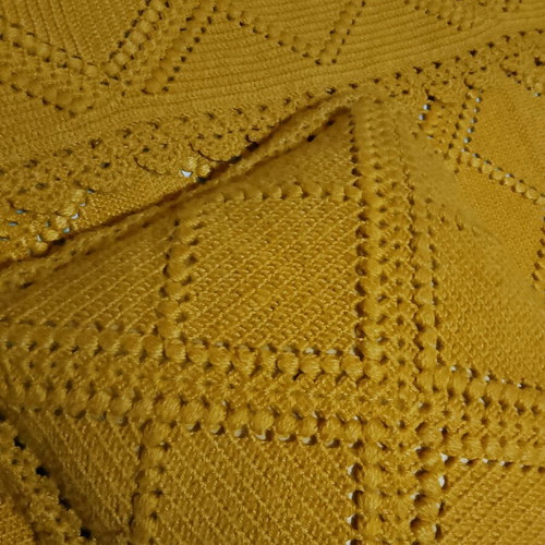 Knitted handmade blanket like new for double bed with pillow
