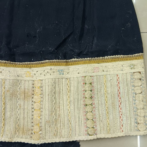 Traditional collectible wool dress era No 67 used