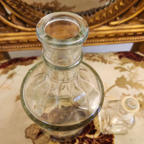 Γυάλινο μπουκάλι μεταχειρισμένο 0,5 L ρετρό για τσίπουρο και άλλα ποτά
