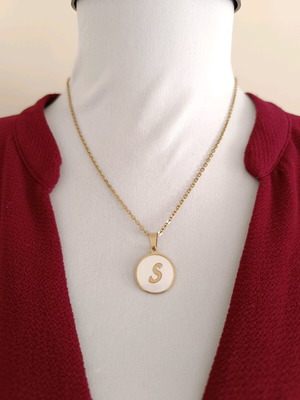 Handmade gold steel necklace with Latin S and pearl pendant new