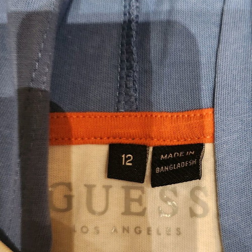 Guess hoodie t-shirt like new, size S-M