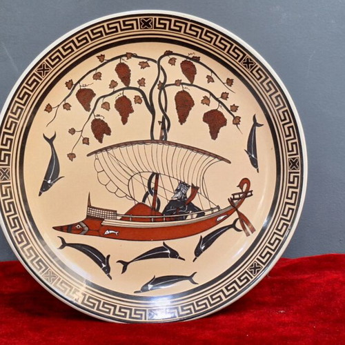 Keramikos ceramic plate like new with Dionysus and pirates design