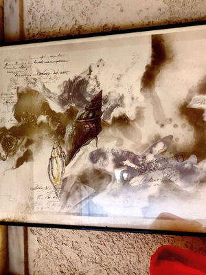 Painting with golden details and shells 80×60 like new