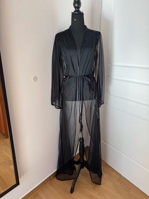 Med limited edition kimono M/L black see-through like new