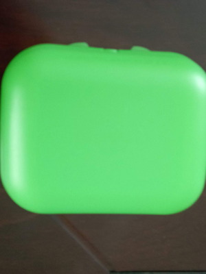 Twin Tupperware used