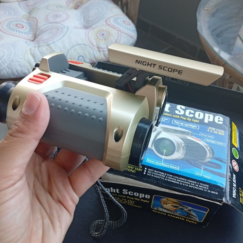 Night Scope 4x30 binoculars like new with lighting and original box