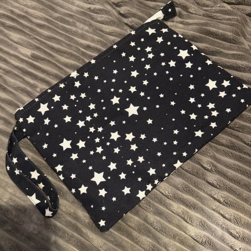 NOLAH pouch with stars new, black and white