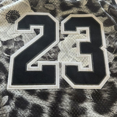 Jordan Kids' T-shirt size XL like new, black